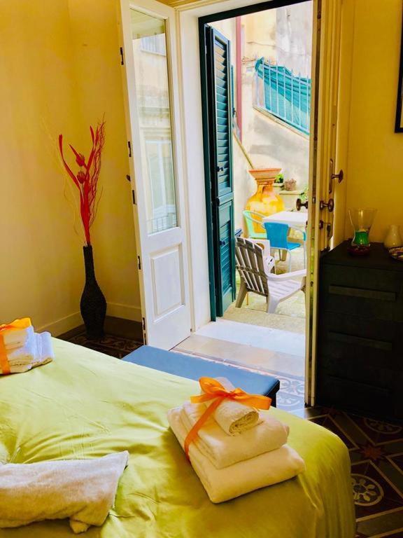 Piazza Duomo B&B Лече Екстериор снимка