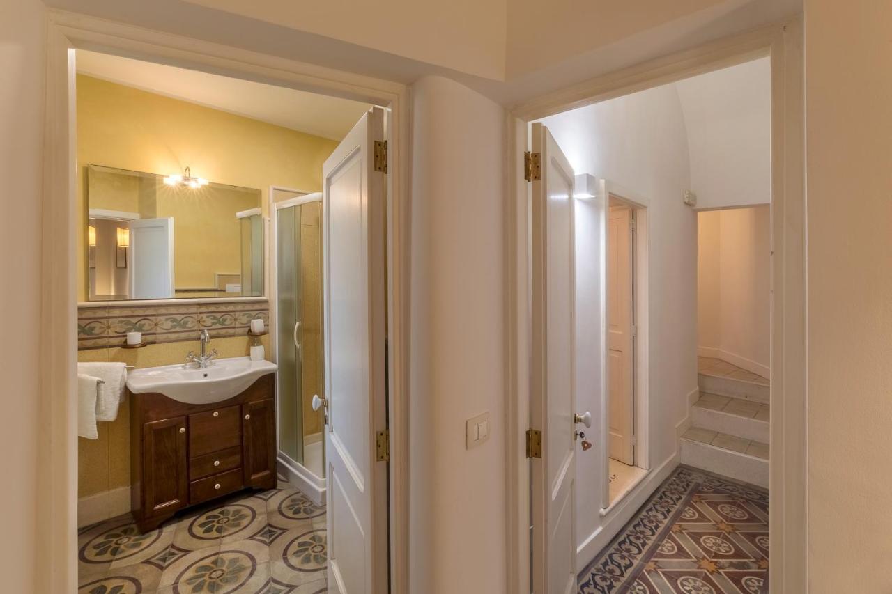 Piazza Duomo B&B Лече Екстериор снимка