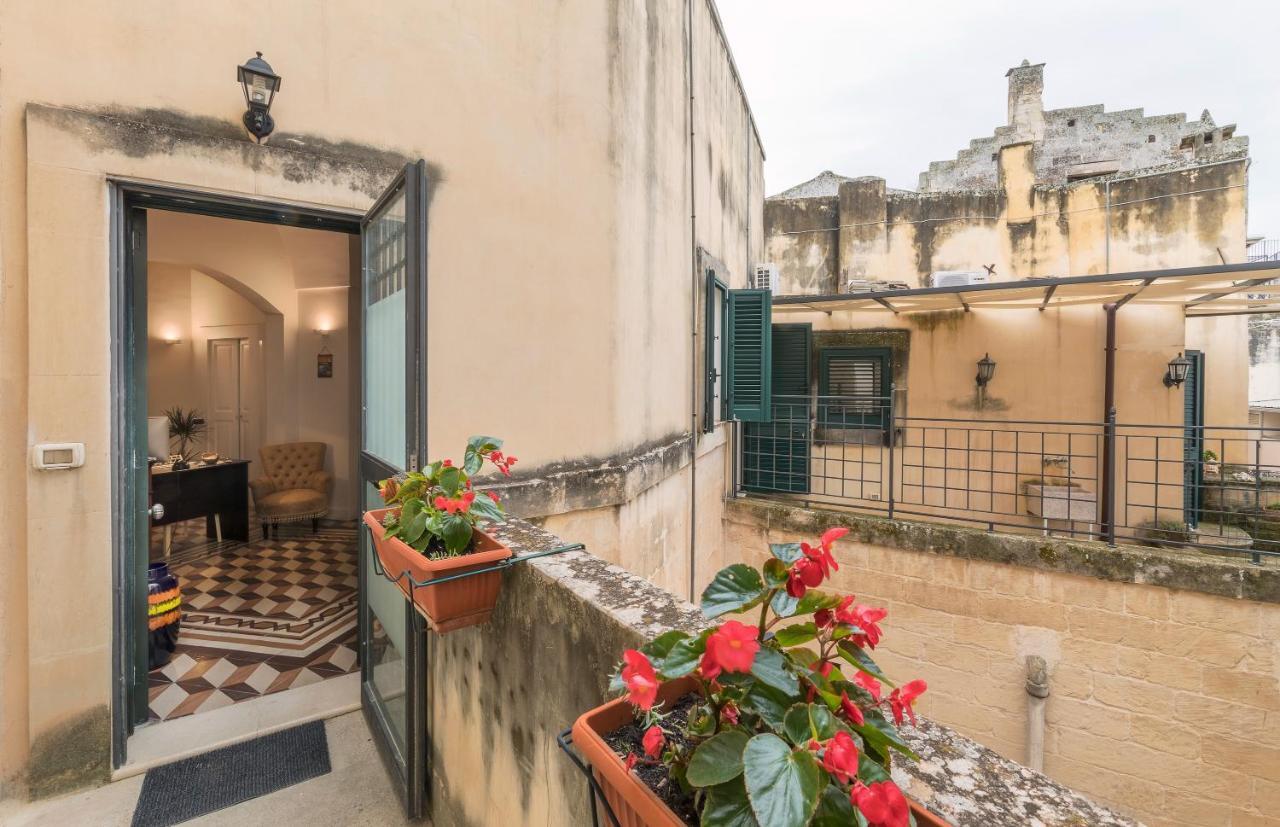 Piazza Duomo B&B Лече Екстериор снимка
